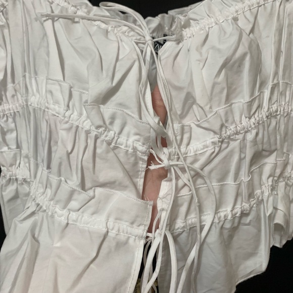 Zara White Ruffled top cotton cool summer spring NWT coquette girl - Picture 3 of 6